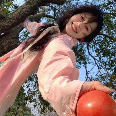 女演员今天依然